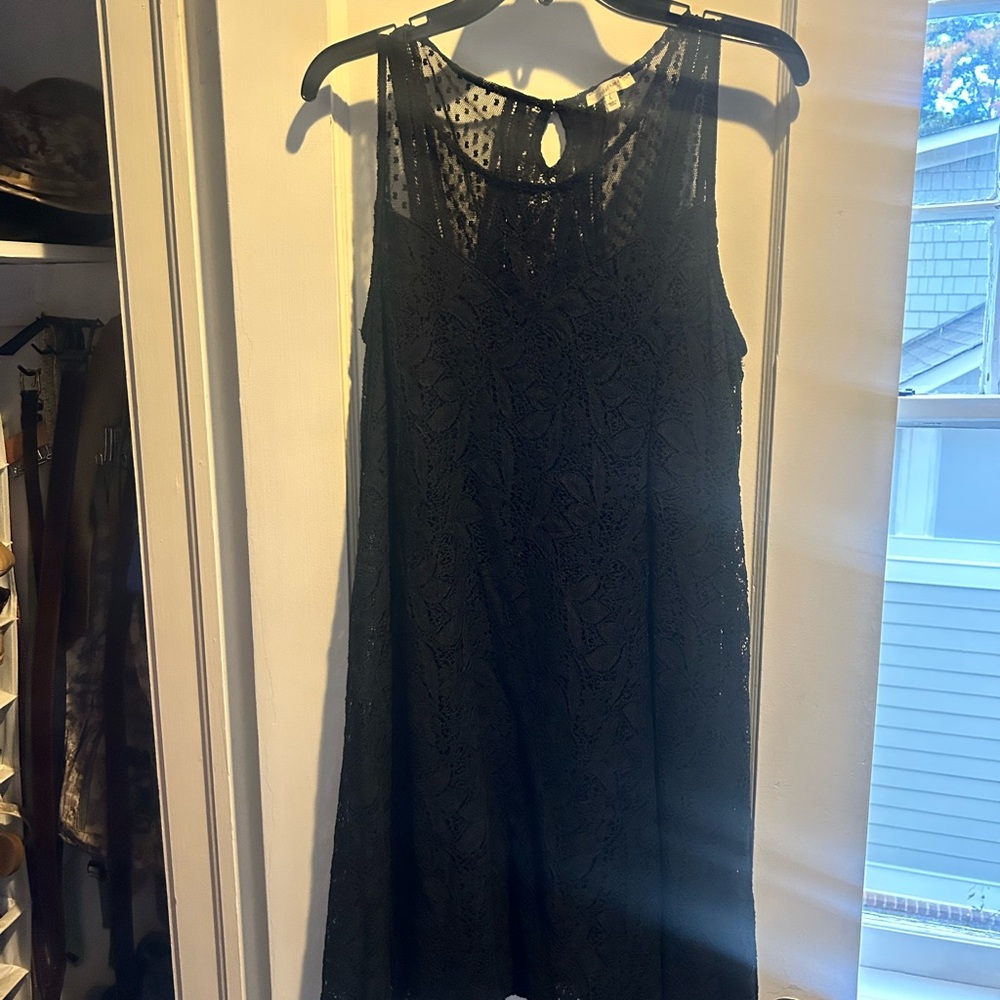 Mystree Black Lace Keyhole Dress Size L